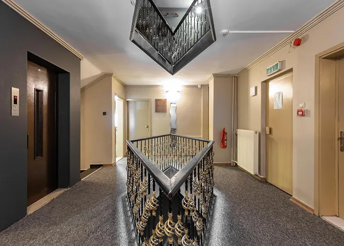 Bursa Loyal City Hotel